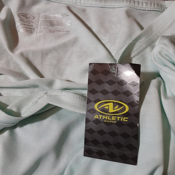 ATHLETICS WORKS WOMENS 3X GREEN SHIRT - Picture 5 of 5
